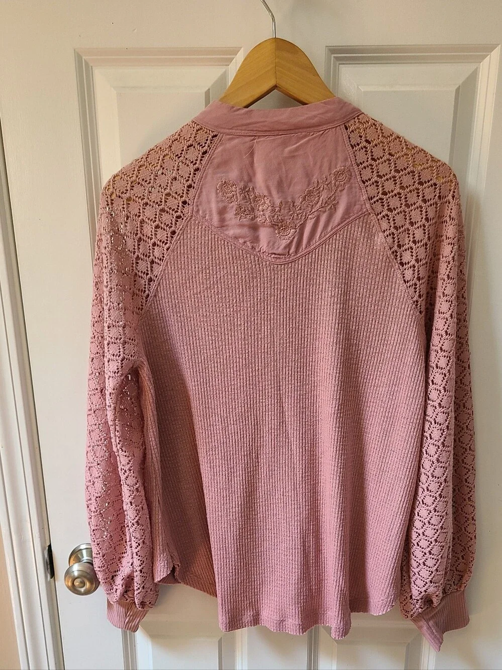 Free People Sweetest Thing Lace Sleeve Embroidered Thermal Top Med